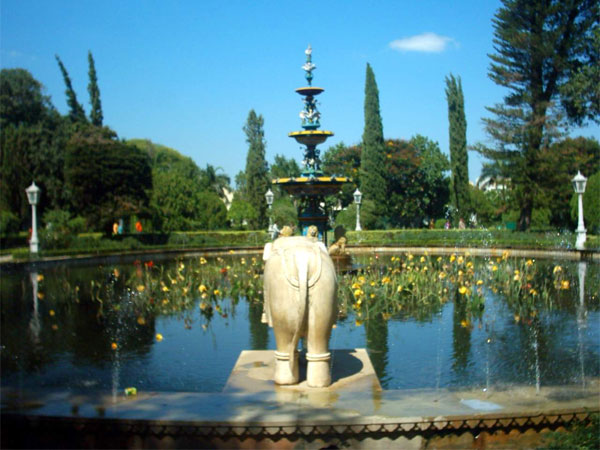 Udaipur+saheliyon+ki+badi